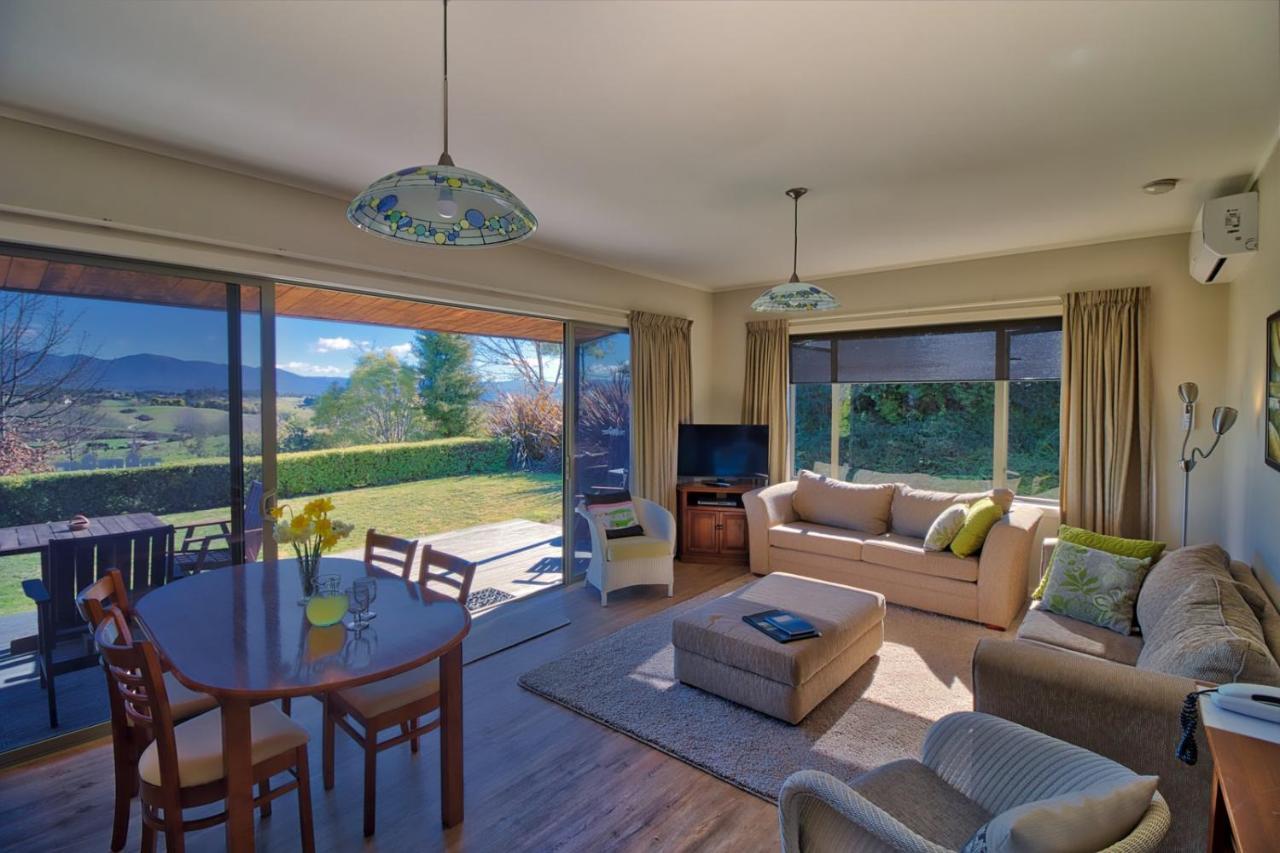 Clayridge Cottages Upper Moutere エクステリア 写真